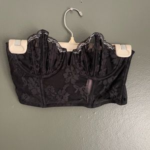 Victoria’s Secret Corset Lingerie Top Seachell Cups.